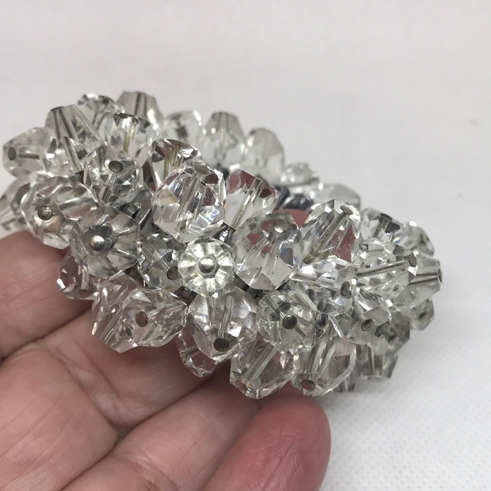 Vintage Crystal Stretch Bracelet - BLING!